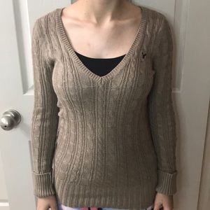 American Eagle v neck sweater